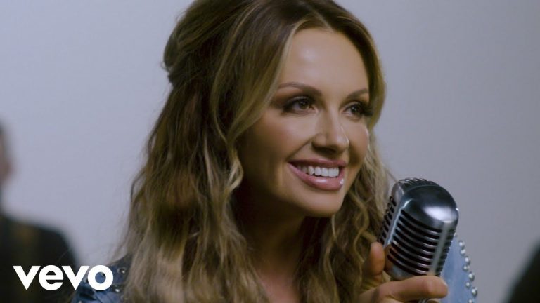 Carly Pearce – Call Me (The Studio Sessions)