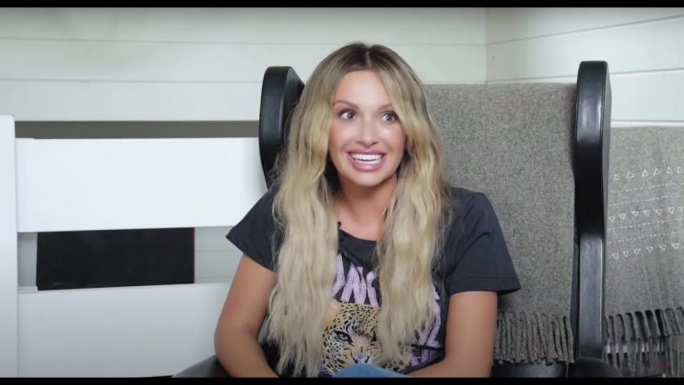 Carly Pearce – Next Girl (Story Behind The Song)